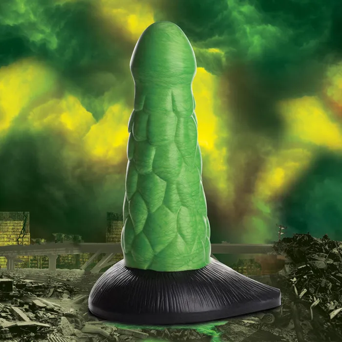 XR Brands Dildos Creature Cocks Radioactive Reptile Thick Scaly Silicone Dildo Green 19 cm Dildo